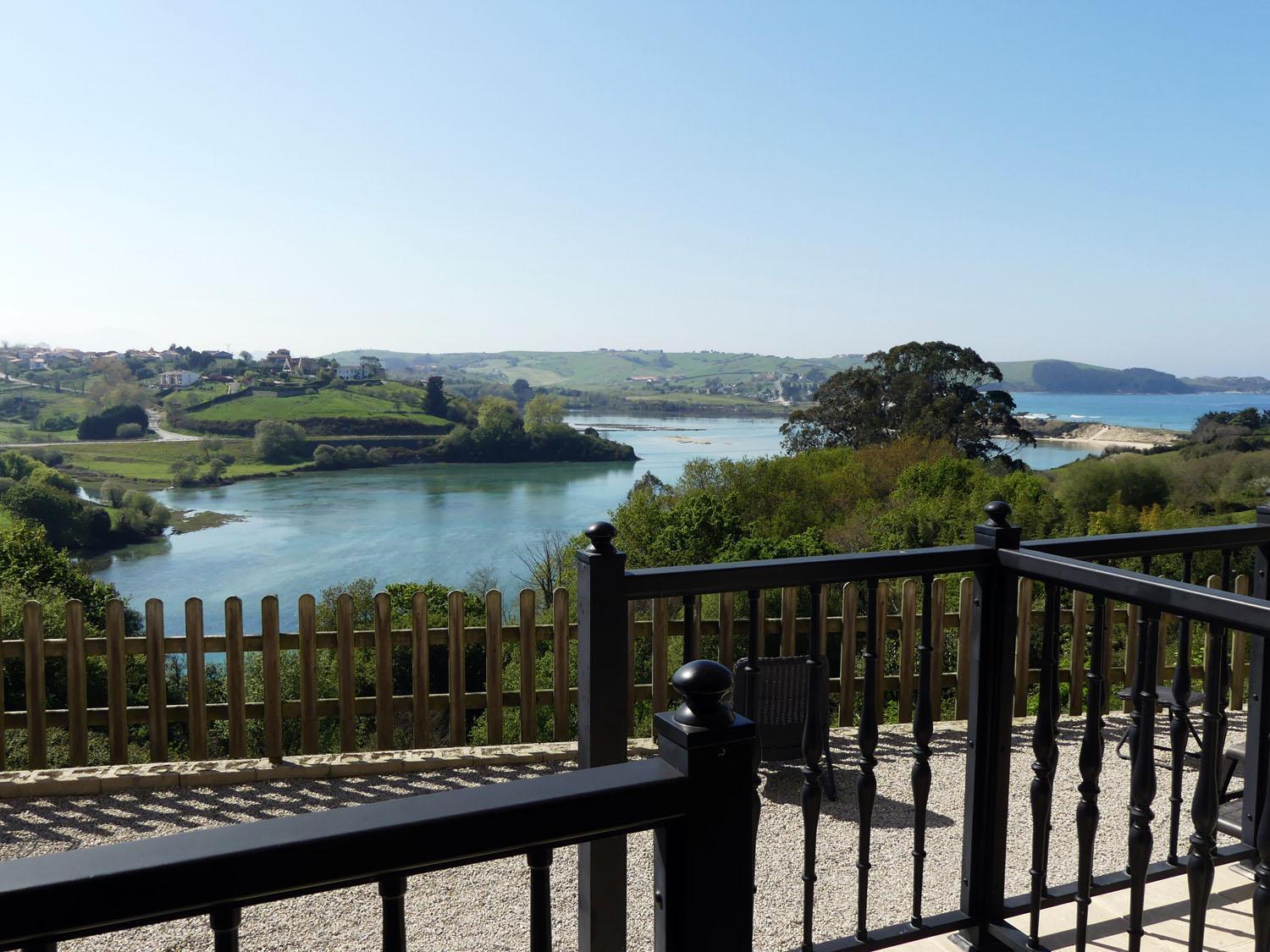 El Mirador De Trasvia Comillas Bagian luar foto